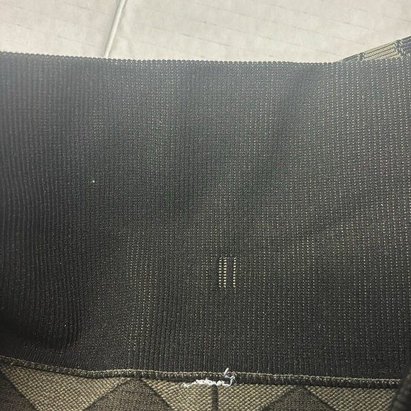 Ladies Lululemon Leggings - Picture 7 of 7